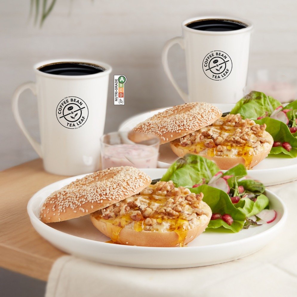 Meet your new breakfast fave - #CoffeeBeanSG’s Sesame Bagel & Honey Walnut Cream Cheese set!